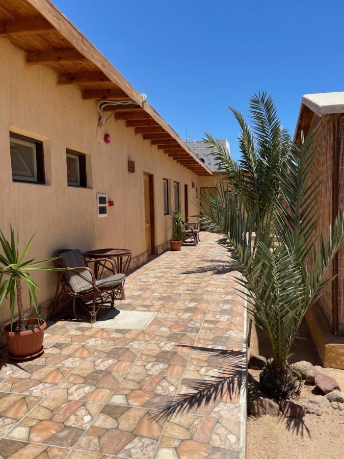 Dolphin Camp Hotel Дахаб Екстериор снимка