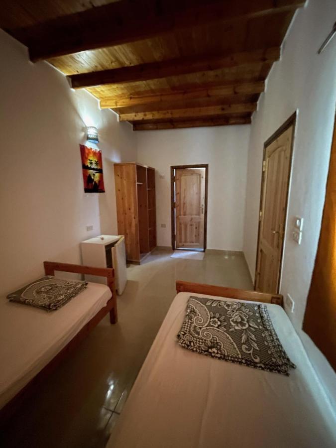 Dolphin Camp Hotel Дахаб Екстериор снимка