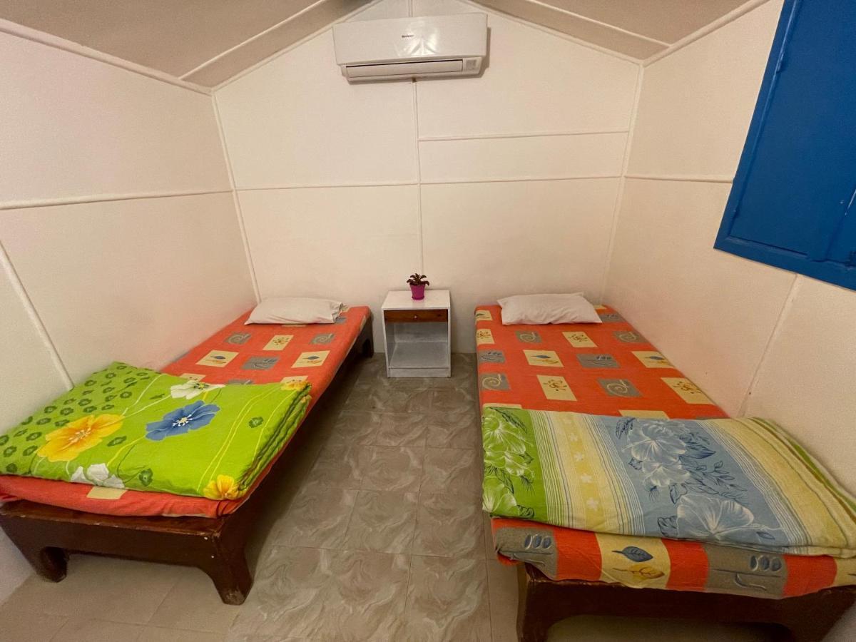 Dolphin Camp Hotel Дахаб Екстериор снимка
