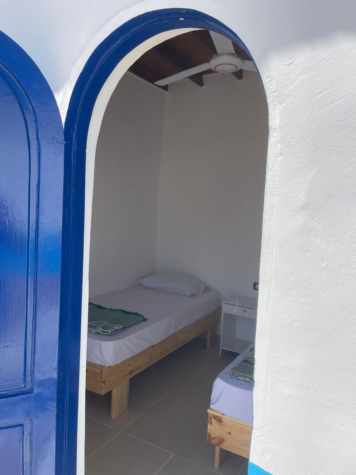 Dolphin Camp Hotel Дахаб Екстериор снимка
